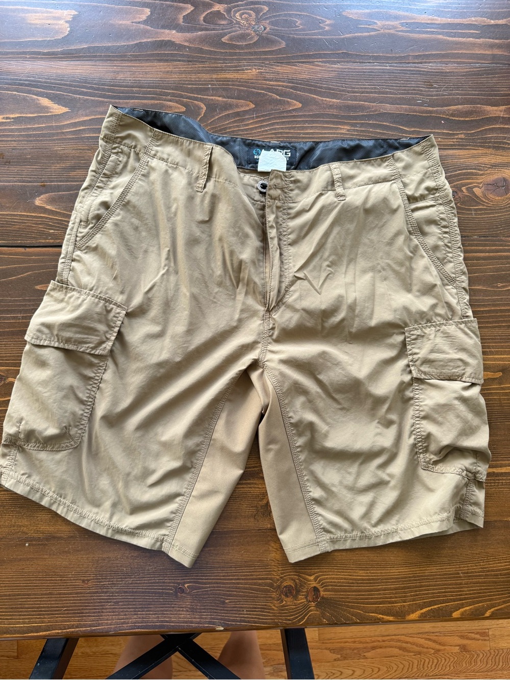 Lightweight Khaki Cargo Shorts for Men - Breathable Everyday Wear